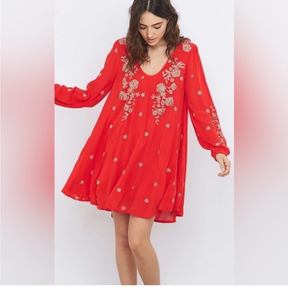 Free People Dresses & Skirts - Free People Red Floral Casual Dress